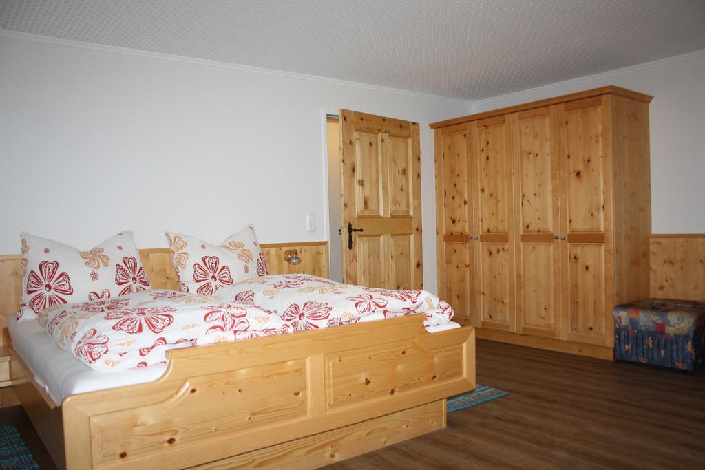 Haus Bachmann Apartamento Assling Habitación foto